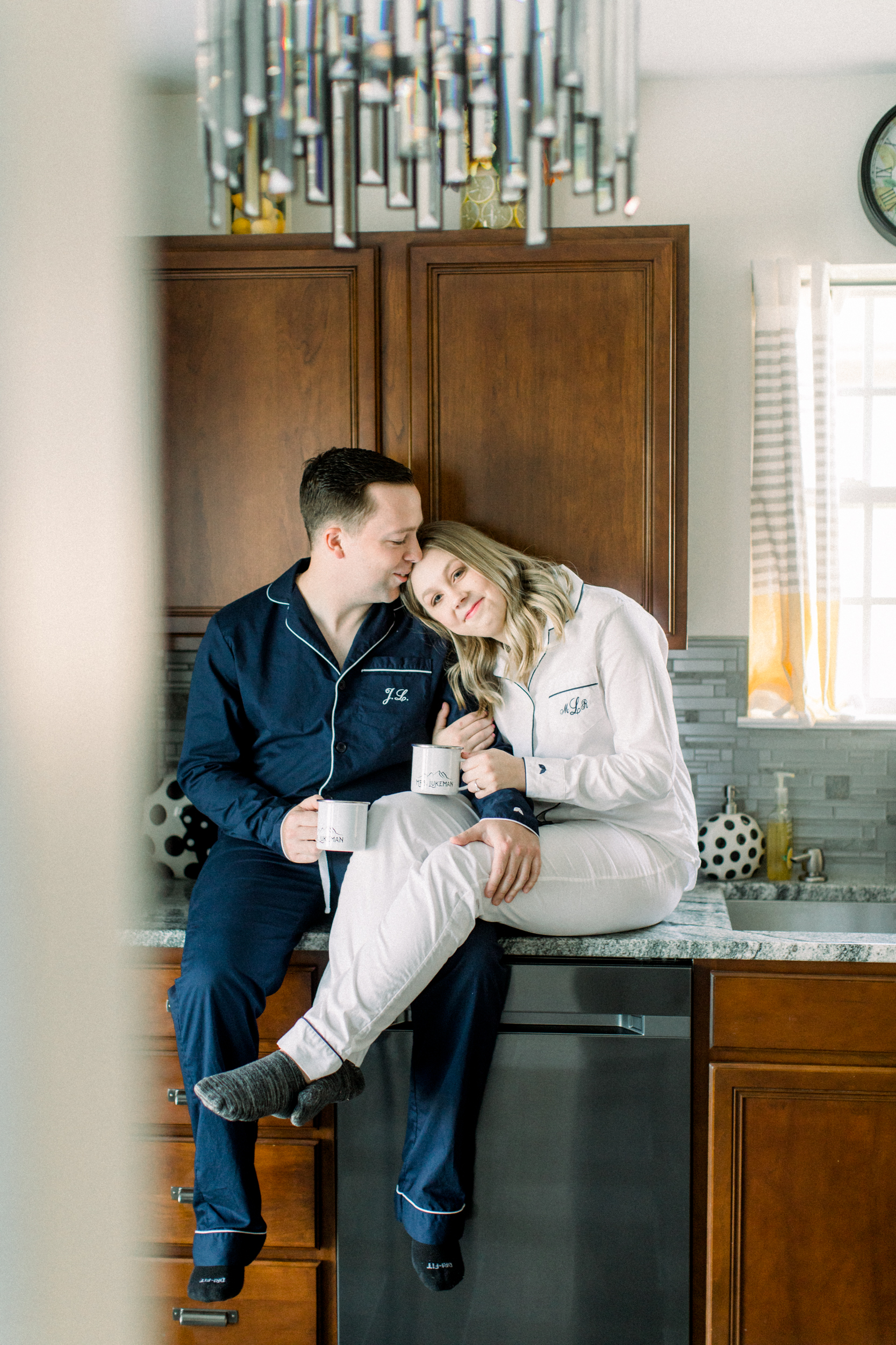 Pillow Fight Engagement Session _ Morgan Williams Photography-4.jpg